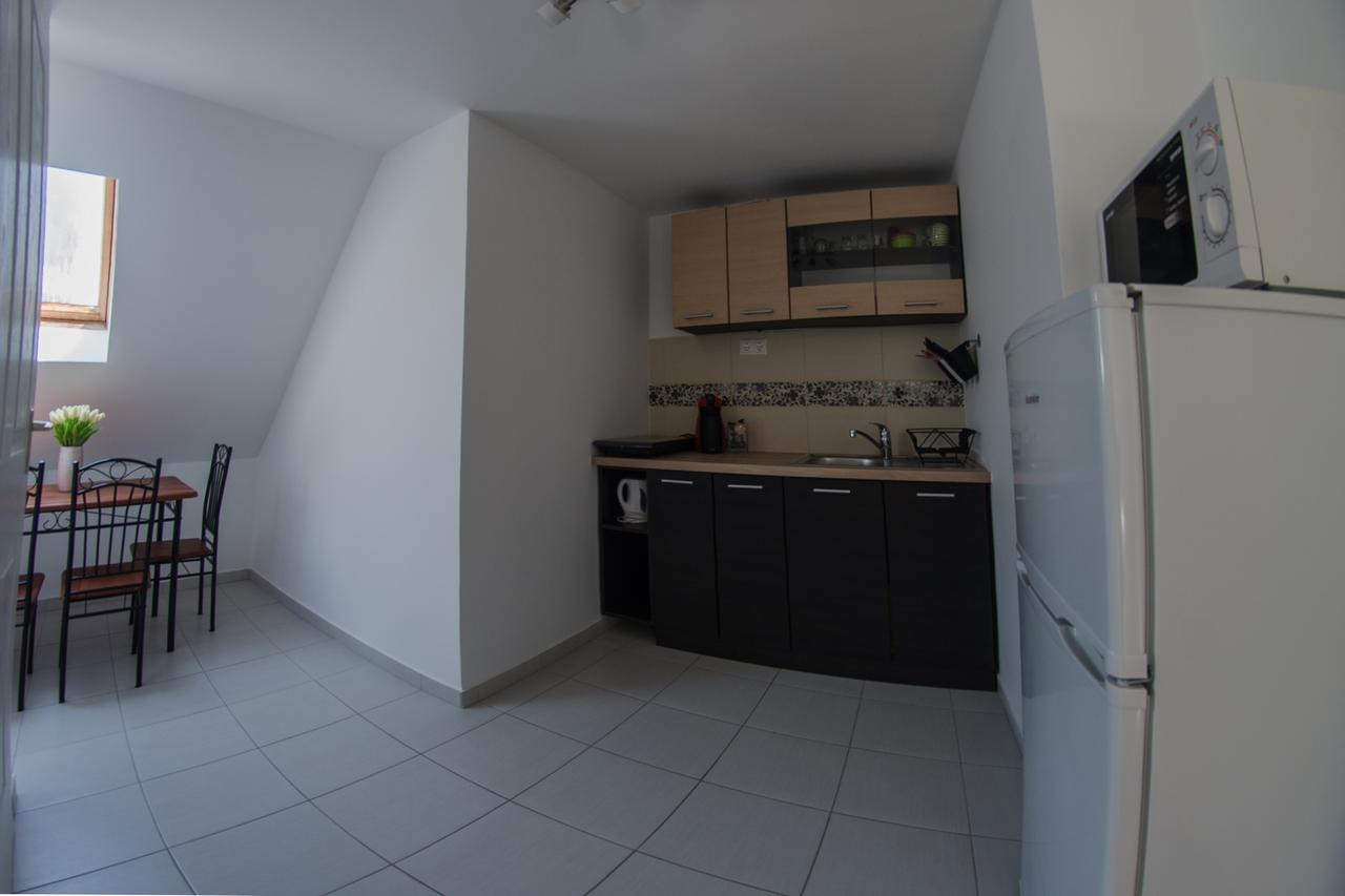 Dorothy Apartman Siófok Zimmer foto